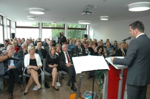 Wirtschaftsminister Olaf Lies war Ehrengast bei der Einweihung des Kinder- und Jugendhospizes in Wilhelmshaven. Foto: Helmut Burlager